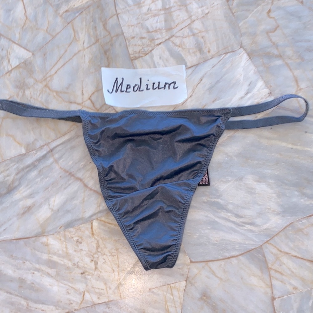 V-String Very Sexy Thong Panty Satin Medium‎